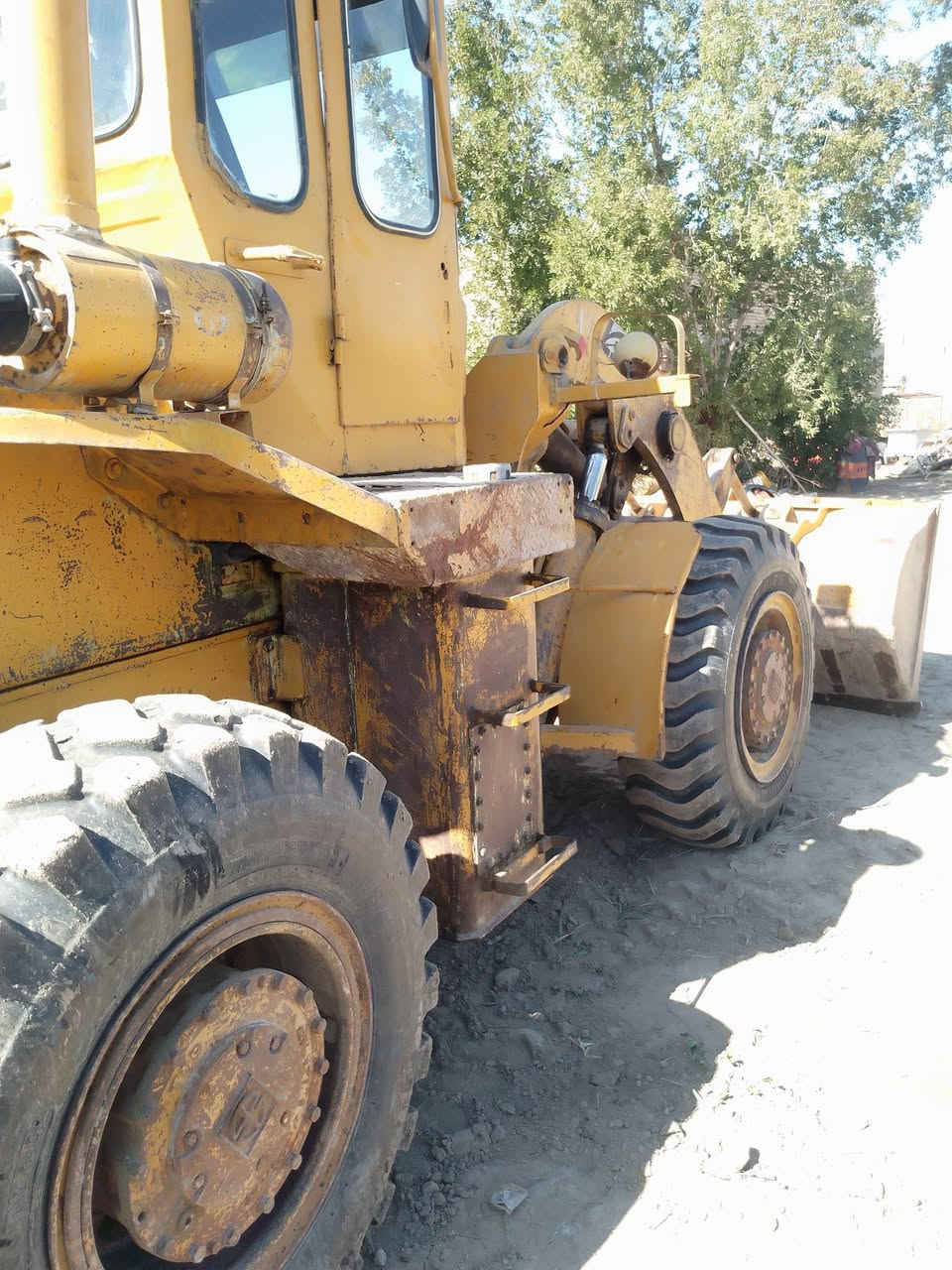 شفل البيع جاهز العمل حجم 70 محرك كير  شرط موديل 81 ***********
