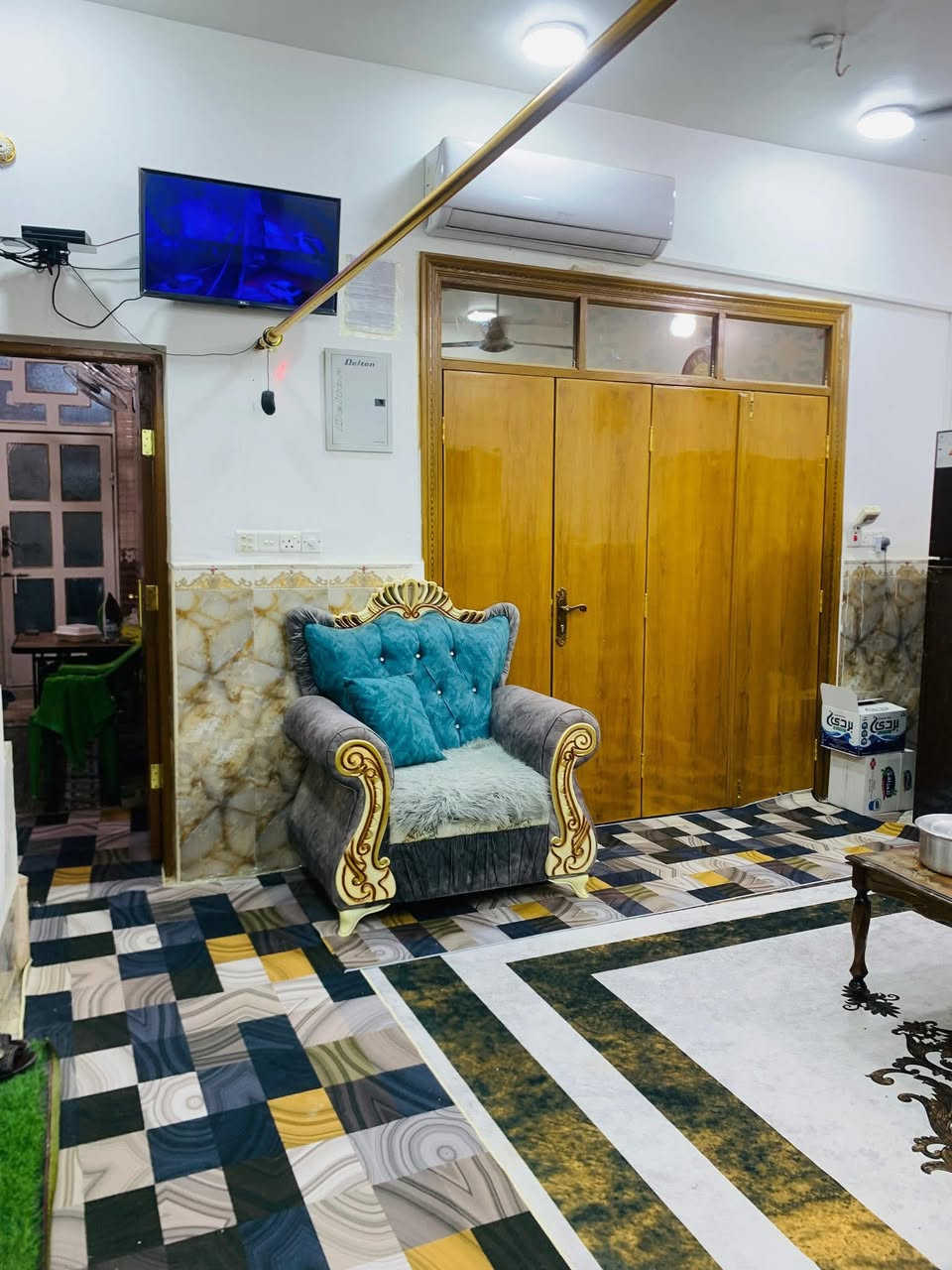 ١٥٠م للبيع طابقين حي النداء منطقه ال٤٧ شارع ١٥
يحتوي عله ٥غرف وصالتين ومطبخ واستقبال بناء درجه اولئ مال جناي شارع ١٥ مقابيل مدرسه بلادي

للاستفسار ‭٠٧٨٠ ٩٠١ ٧٥٥٨‬
