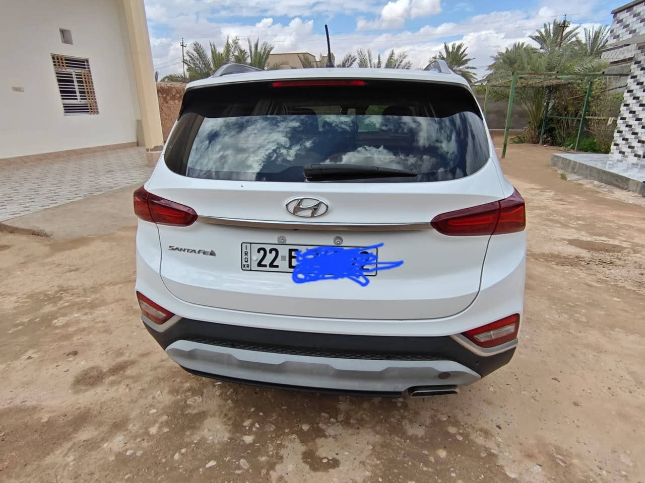 سياره سنتافيا وارد خليجي موديل 2020
كاملة المواصفات بيه
حساسات اماميه وحساسات خلفيه
المقاعد الاماميه اثنينهن كهرباء
شاشه بلاديه
كامره خلفيه
تشغيل بصمه وتشغيل عن بعد
توجد اشاير بالمرئ والمرئ شفط
بردات خلفيه بلاديه
سبعه راكب 6سلندر
تخم تاير جديد
ويل كم
سنتويتها جديد لسنه 2030 
هزه جديده
ماشيه 140 الف كم
محركها مفتوح ومجفت جديد
الشراي يتصل ع هذا الرقم ويدالل *********** 
والرزق ع الله
