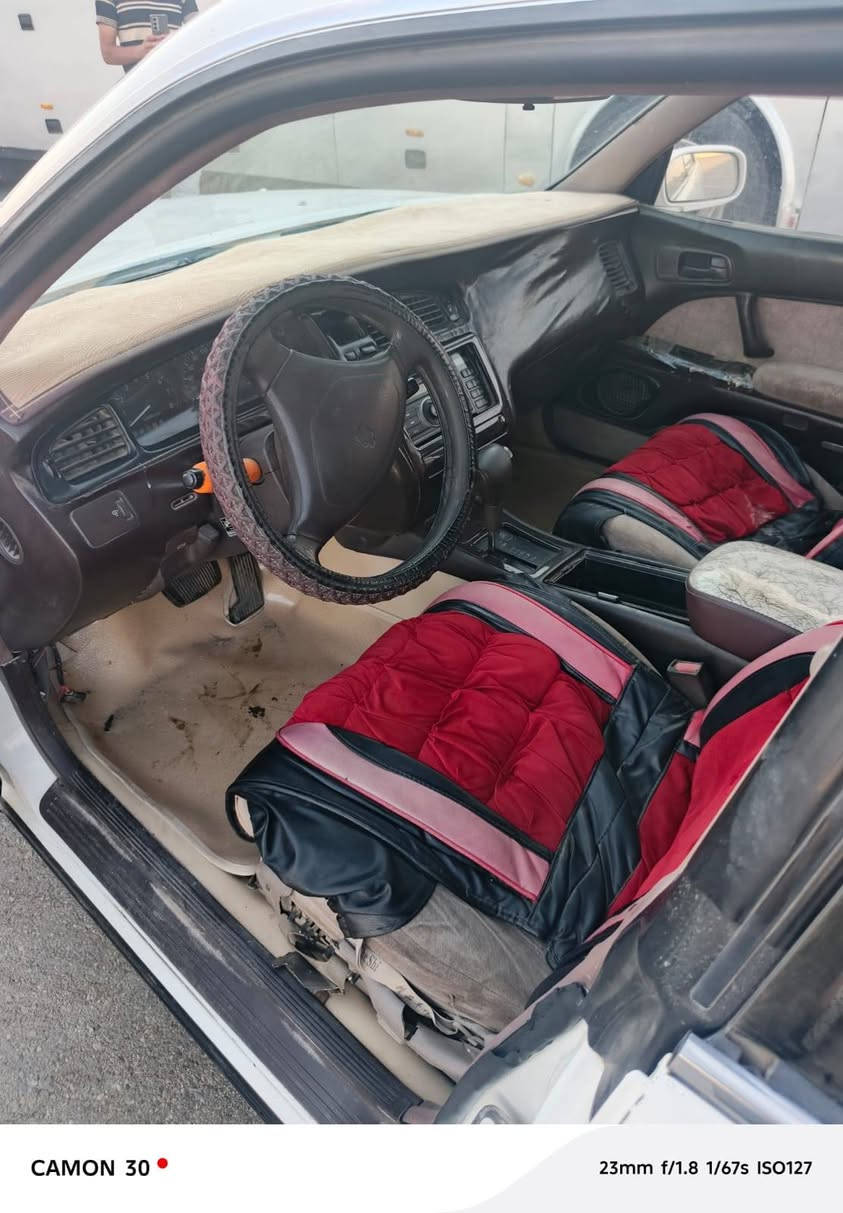 السلام عليكم سيارة بطة موديل 93 رقم انكليزي بسمي.كير ومكينة جديد حاوية كفالة.مكفولة من الكصة ونقل  المكان واسط مركز مدينة السعر 62 سيارة جديدة وحلوة***********
