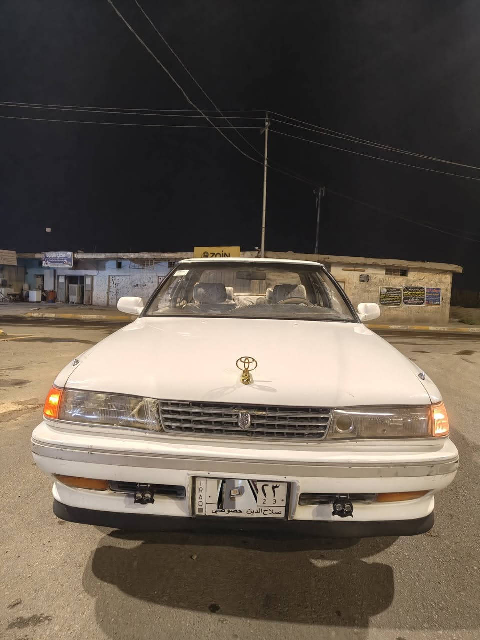 كراون مارك
موديل 1990
گير ومحرك كفاله 
رقم صلاح الدين مشروع وطني تحويل مباشر
محرك 2500
مكفولة من الصبغ عدا بارد بالجاملغ الخلفي أثر شخط
السيارة جاهزة مال جناي
للأتصال ***********
مكاني صلاح الدين
