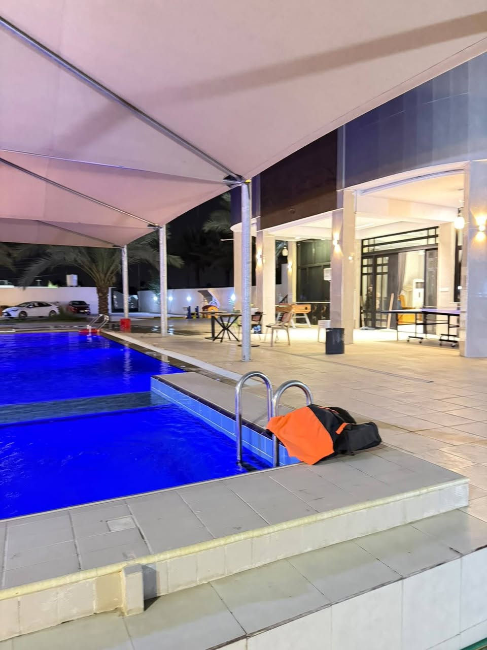 تعلن🌳🏝مزرعتنا🏝
عن فتح الحجوزات 
للإيجار اليومي او الشفتات مبيت موثقه بتطبيق اجرلي 

*🏕تفاصيل
🟢غرف نوم
🟢مطبخ
🟢صحيات🚿 
🟢 نت 4g
🟢حديقه للاستراحه كبيره 
🟢العاب فيشه ومنضده و بليارد والعاب اطفال‎
🟢مكان مجهز للشوي 
___________________________
 🔴للحجز والاستفسار يرجى الاتصال ع 
حدالرقم التالي ***********
