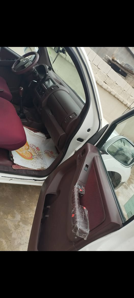 نيفارا موديل 13كامله من كلشي للبيع فقط السعر 110وبيها مجال لليحب يشتري يتواصل عل رقم ***********
