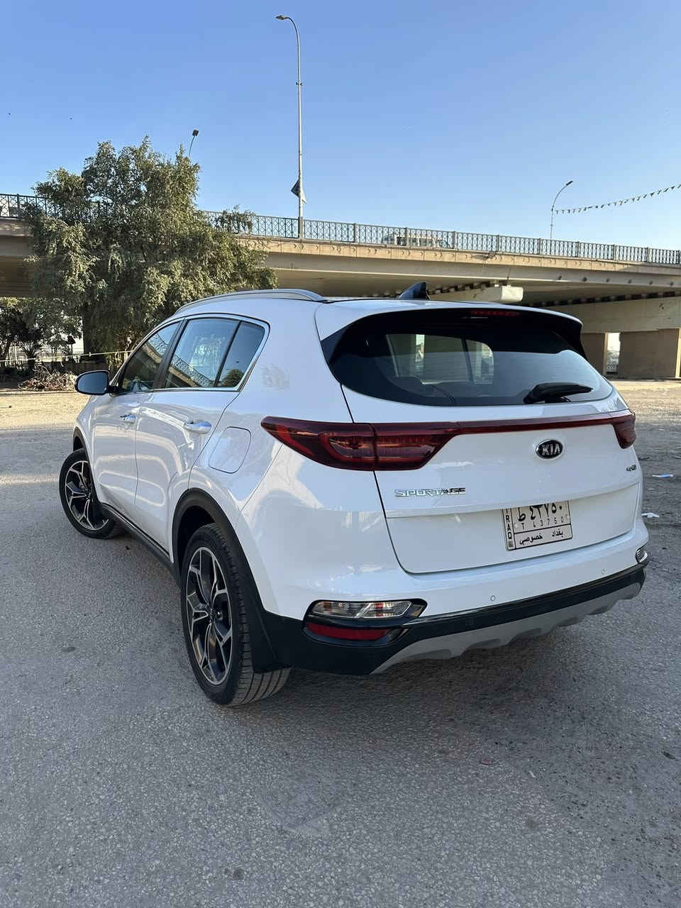 للبيع كيا سبورتج موديل 2020
السيارة جي تي لاين فوال مواصفات  
ماشية 78.000 كم حقيقي 
مكان السيارة بغداد 
السيارة باسمي تحويل ثاني يوم 
هاتف ***********
تفاصيل السياره بالسونار
