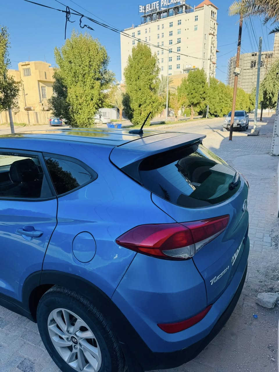 السلام عليكم تسان مديل 2016 وارد امريكي حادث جملغ وبنيد  مكينه 2400 رقم بغداد كليزي هزه جديده تحويل مباشرالسياره كير مكينه اي نقص ماكو بيه لون مميز شاشه ويل كب تحكم ستير بعد هواي بيه شغلت تبريد ثلج تخم تاير السياره احلاه من الصوره السعر 126 وبيه مجال وماكو هيج اسعار بدون مروس بس بيع الشراي يتصل مكان السياره كربلاء ***********
