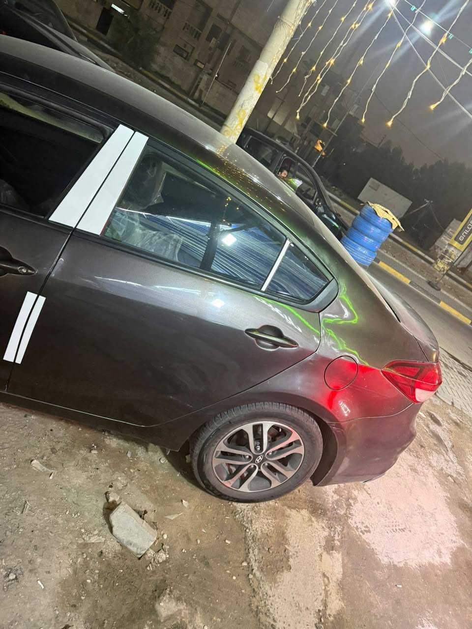 فورتي  مديل ١٧
تريد وكاله تريد تحويل موجود
١٠٩ السعر
رقم قديم سنويه ساقطة ١/١/٢٠٢٥
مواصفات عادية
 كفاله لغد شاصي ايرباكات
الحادث بابا السايق
الصبغ  باب السايق والخلفه والجاملغ الخلفي والبنيد ٤ قطع صبغ بسبب الجراد
ماشيه ٨٥
كفاله  كير مكينه لغود شواصي بدون ايرباكات
***********
بغداد السيدية
