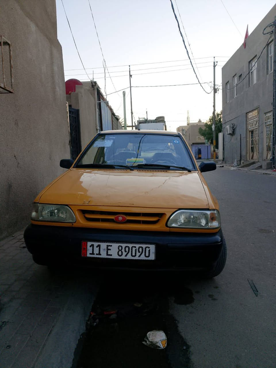 السلام عليكم سايبة موديل 2013 للبيع 
السياره كامله خير من الله نقوصات بسيطه كلش 
1 رقم مميز 
2 حداديه ودبلات جديده 
3 شواصيه نضاف مملعوب بيهن 
4 , گير ومكينه يخبلن 
5 شاشة + اناره داخليه 
6 رقم دولي باسمي السياره سنويتها ل٣١ يلا تسقط 
7 هية مصفره والبحث لل٢٧ 
 السعر ٣٣ وبيها مجال بسيط كلش 
مكاني حي العامل ***********
