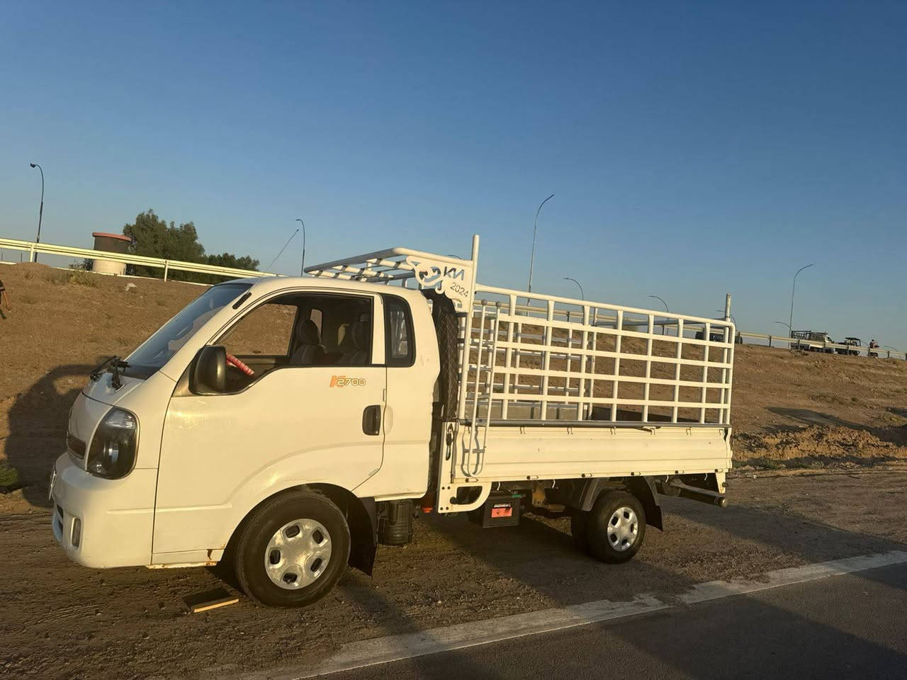 كيا حمل عموشة موديل ٢٠١٥ رقم بغداد بأسمي بيها البنيد والدعامية الامامية مبدلات والدوسات ايضا محرك٢٧٠٠ طخم تاير جديد صدر جديد محرك مينقص من التبديلة للتبديلة كير خير من الله سيارة مال جناي جاهزه للشغل السعر ١١٢ ورقة والتواصل عالماسنجر


**إذا كنت صاحب هذا الإعلان وتريد حذفه لأي سبب، رجاءا أرسل رسالة إلى الدعم الفني**