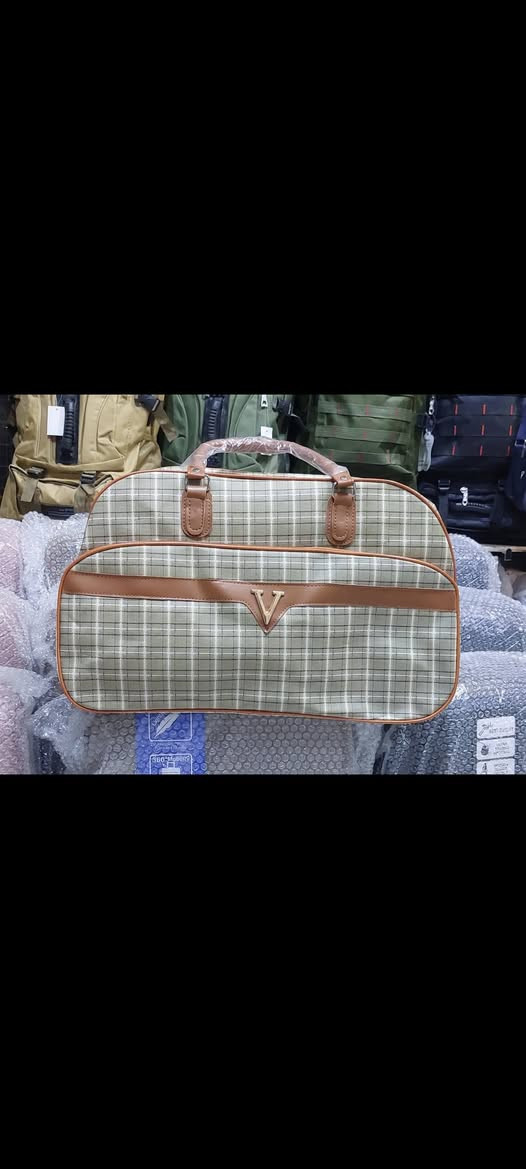 السلام عليكم زبائننا الكرام 🌹❤️
✅توفرت تشكيله مميزه من حقائب اليدويه الهندباك بجميع الاحجام وماركات معروفه سوبر ماستر وبنسب الاسعار✔
🔴عنواننا واسط /قضاء الحي/ سوق الحي الكبير /شارع القرطاسيه
🔺للطلب والاستفسار مراسله الصفحه او الاتصال علئ الرقم *********** 📲
⚛متوفر خدمه توصيل داخل الحي وجميع المحافضات العراق🚚🚕
              محل عالم الحقائب خيارك الافضل
