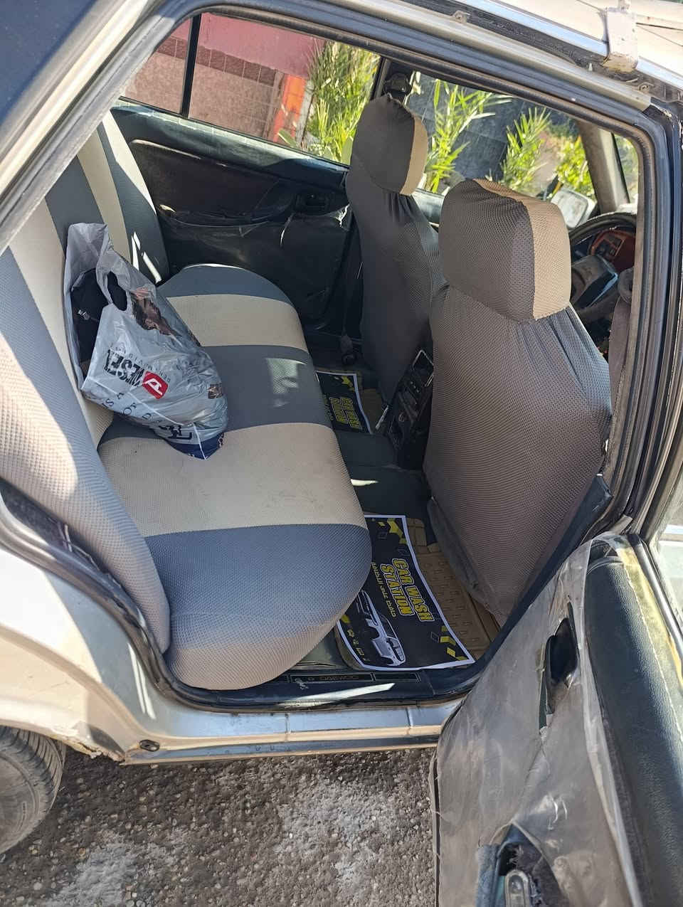 اسلام عليكم  دايو برنس 94 للبيع 30$ مشروع وطني سياره باسمي سنويه لل2028 
مكان السياره بغداد  البياع 
رقمي ***********
