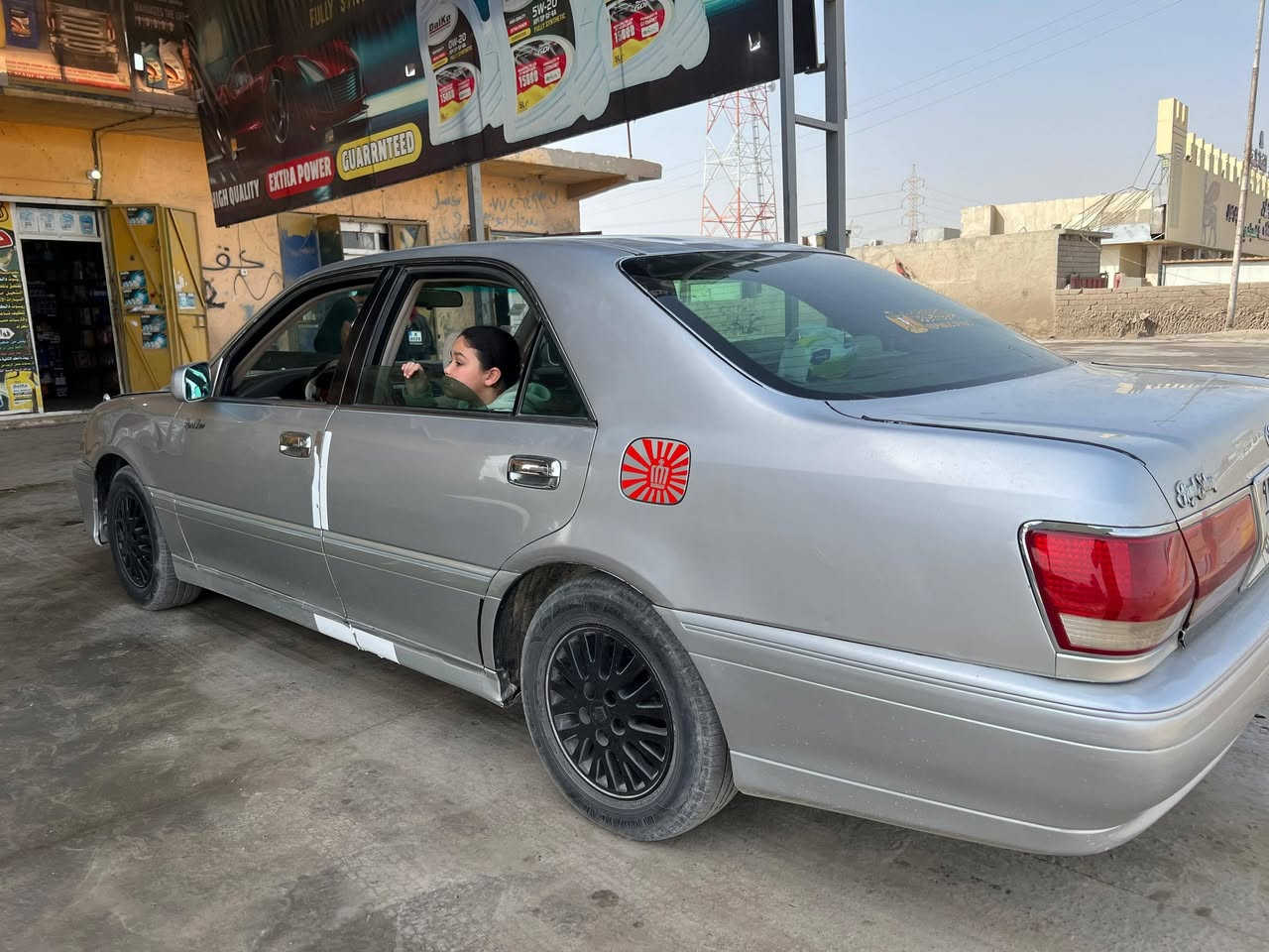 سياره ملكه للبيع كير محرك شرط ديفور زغير صدر تواير تبريد كهربائيات كلشها شغاله والكشر شوف السعر 29وبيها مجال للطيبين  العين للستفسار ***********
