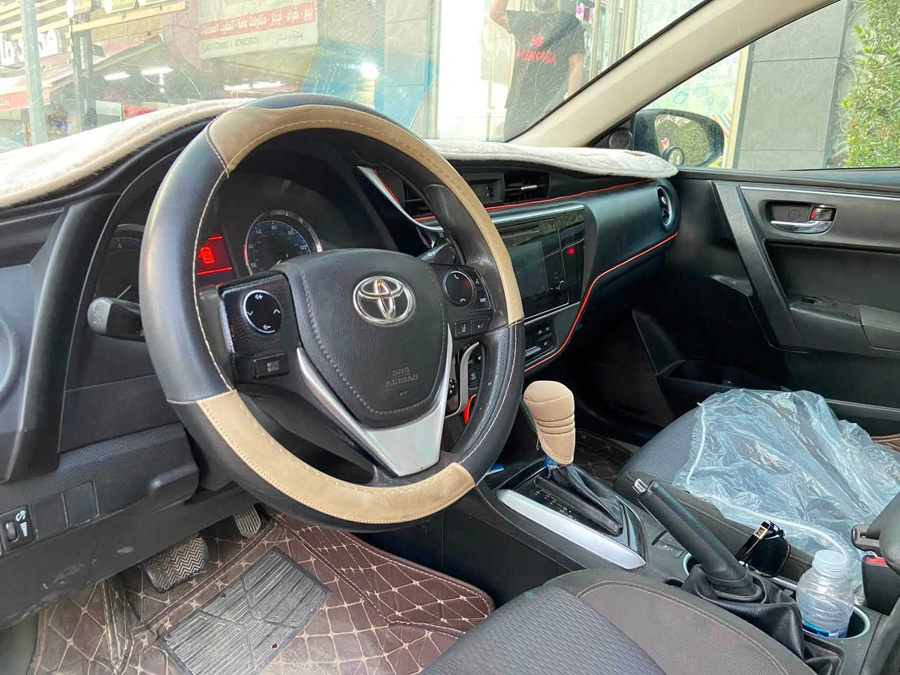 السلام عليكم
Toyota corlla 2018 Le
رقم بغداد باسمي 
سيارة جاهزة 
كير محرك تبريد خير من الله 
السعر 119 وبيها مجال 
***********

