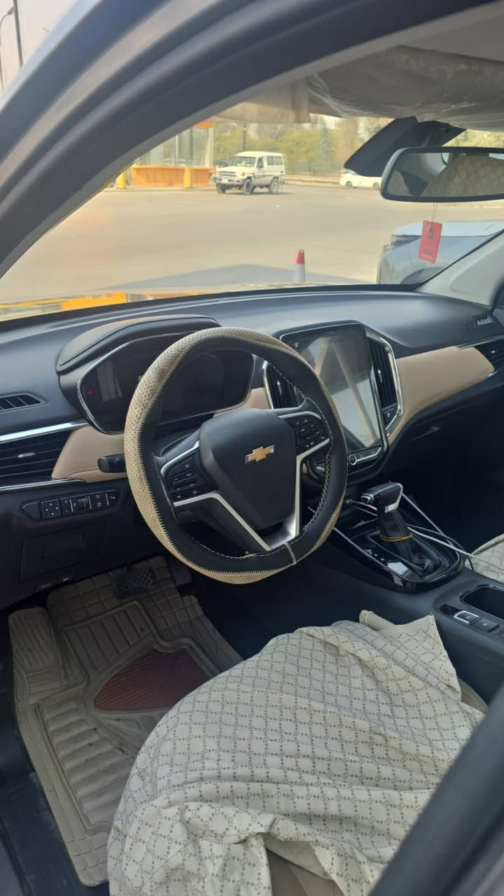 السلام عليكم
شيفروليت كابتيفيا بريمير 2024 
فول مواصفات محرك 4 سلندر 1500 تيربو 
بانورما تحكمات سترين شاشه جبيره 
ماشيه 21000 كيلو وكاله المنصور
30 مليون

***********
