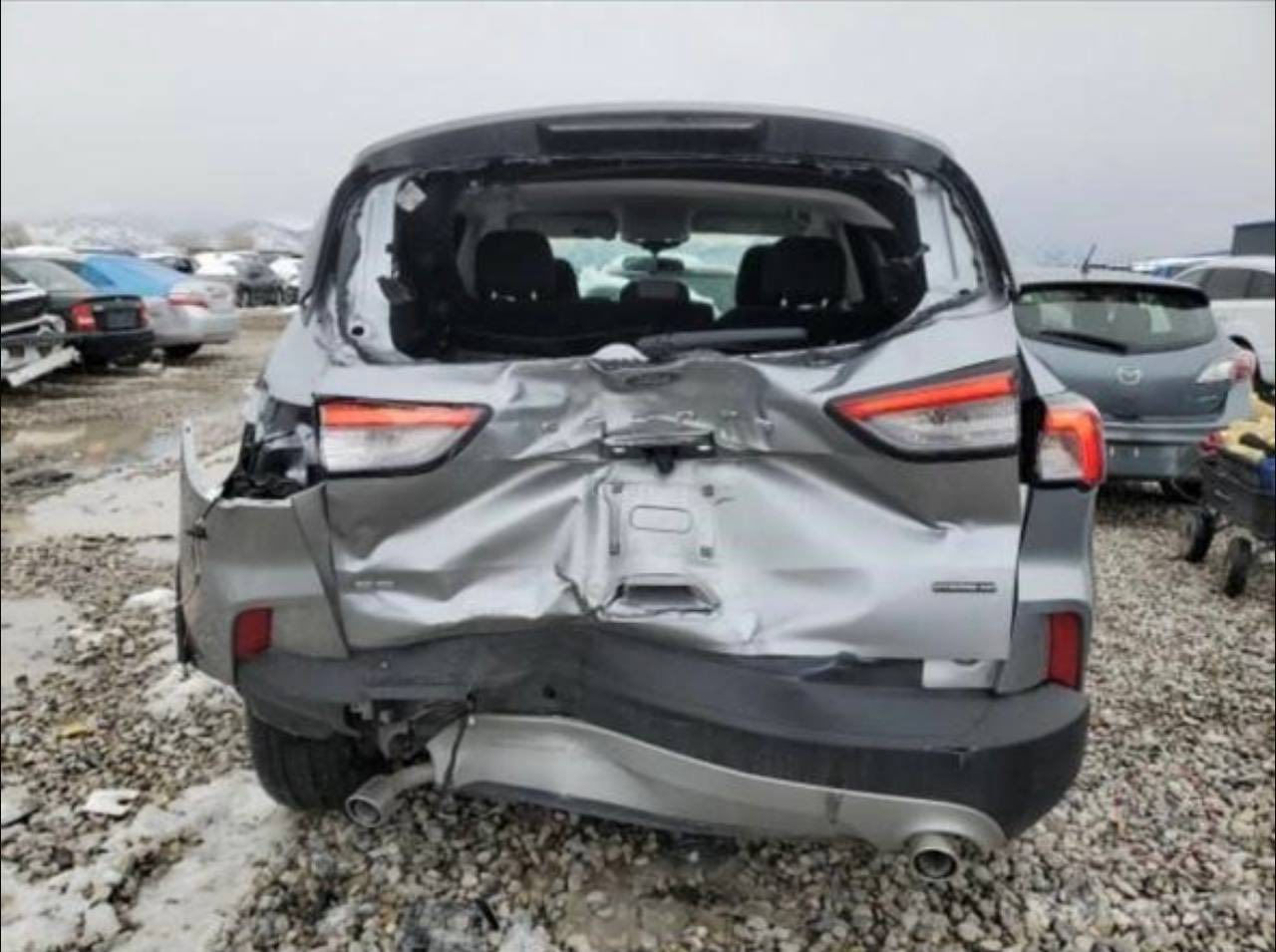 فورد سكيب هايبرد للبيع موديل 2022 لون رصاصي
محرك 2500 اقتصادي جدا  
رقم بغداد بسمي  
حادث  جنطة فقط 
هنا بارد 
رادار امامي 
اوتو ستوب 
اوتو هاند بريك 
گير ماوس 
شاشة وكاميرا
كاميرا خلفيه مع تحديد 
تحكم ستيرن جهتين 
النقطة العمياء بالمرايا الجانبية
بلوتوث اوامر صوتيه 
عداد السيارة 68 كيلو 

السعر 147 
للاستفسار الاتصال
***********
