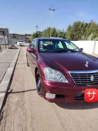 تويوتا كراون • نجف • أدوات