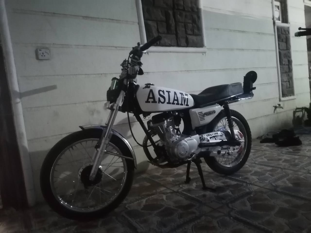 سلام عليكم دراجه للبيع رابيدو25 تعمير جديد نضيفه كلش مناقصه اي شي سعر خاص مكان خانقين رقم***********
