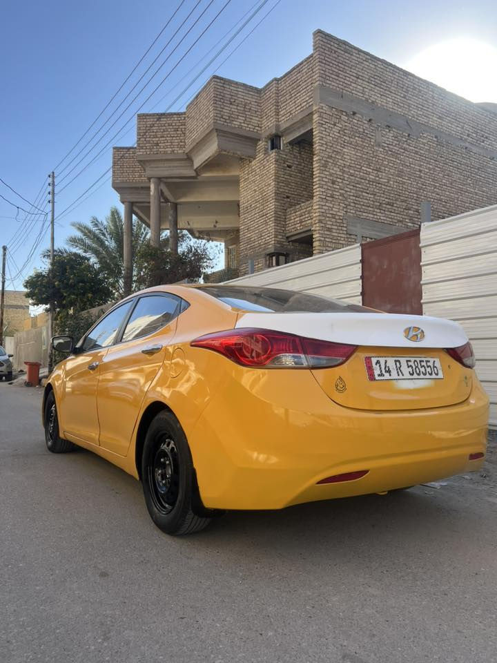 سلام عليكم النتره وراد خليجي مديل 2013 رقم بصره محرك 1600 دوش بيه الداير الوره بيه تصليح مال خياس ولباقي كفاله عامه جاهزه سياره مكينه وكير وحداده وتبريد وتخم تاير وكهربائيات كله جديد دينار ماتصرف عليه سعر 95 وبيه مجال مكاني ناصريه مركز شراي يتصل ***********
