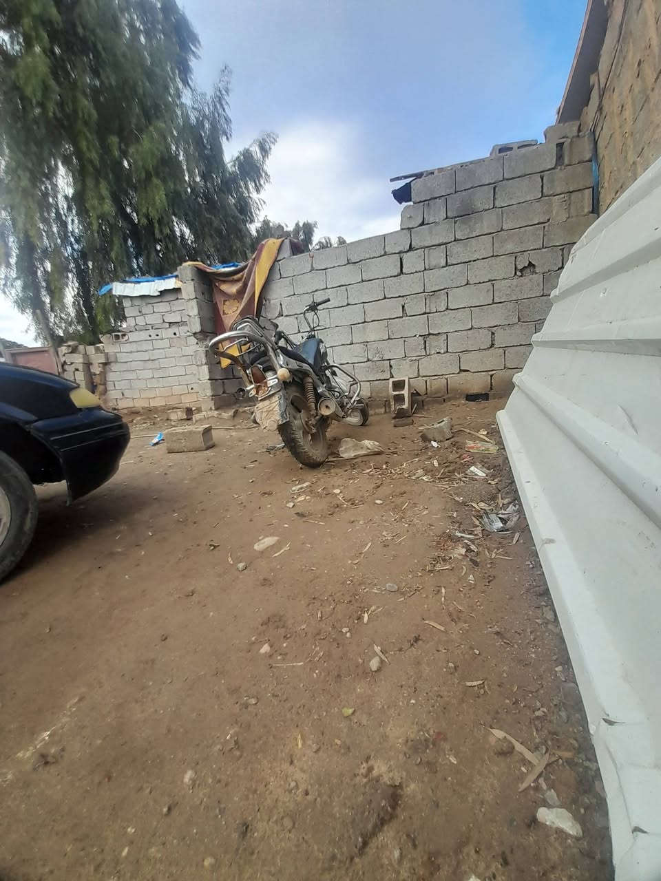 ماطور للبيع مكينه ايراني خير من الله شغال كامل مال شغل نقصه باتري للبيع السعر 150 خاص او تصال *********** مكاني دجيل
