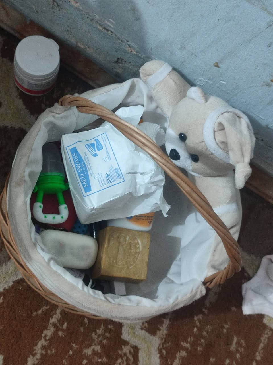 هلو سيت 3قطع اخذذته 55اريده ب 45ممستعمل قليل


**إذا كنت صاحب هذا الإعلان وتريد حذفه لأي سبب، رجاءا أرسل رسالة إلى الدعم الفني**