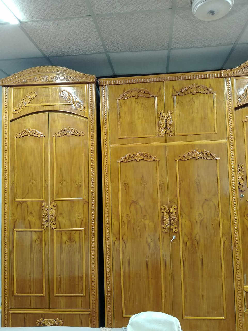 للبيع المكان حي الإعلام خلف بيت جدي ***********

