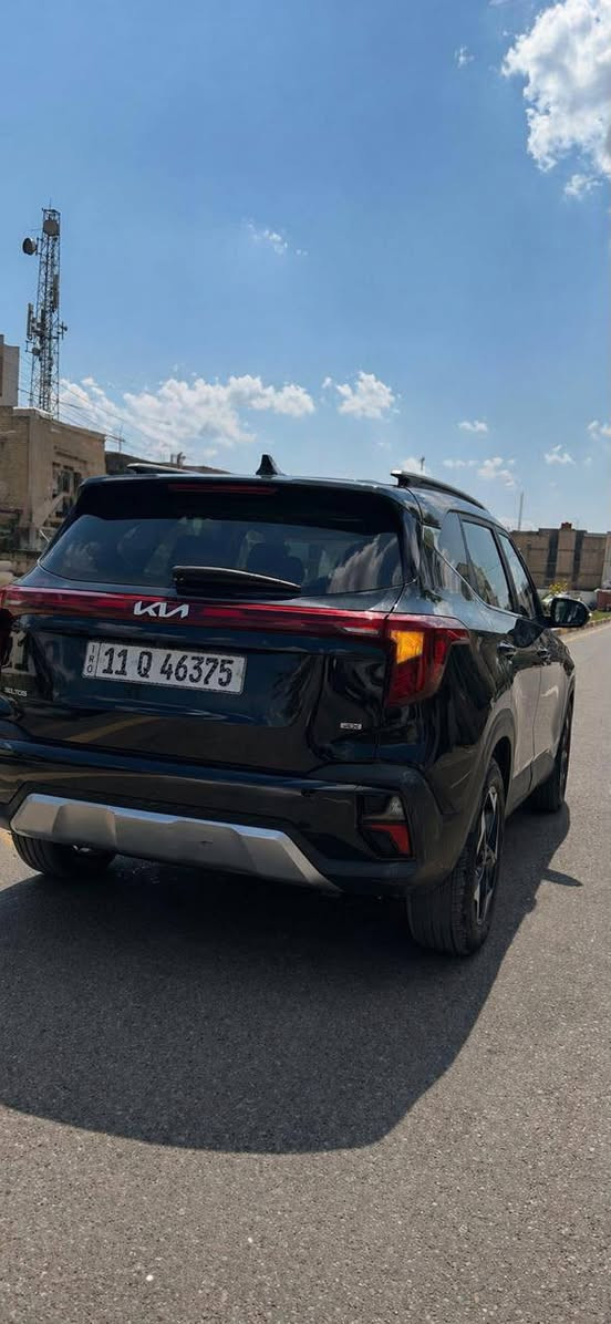 كيا سليتوس EX موديل 2024
Kia Seltos EX 2024 
اسود لامع 🖤🖤🖤
رقم بغداد انكليزي وباسمي 
محرك  2000 دوش المرغوب
3 وضعيات قياده
ماشية 40الف
الضرر بنيد وجاملغ الايمن 
وبارد بالإجماع الأيسر
 وشخوط بالباب الخلفي جهة يمني بسيطه
فول مواصفات  1/1 EX
سيلايت( فتحه سقف)
بصمه تشغيل وأبواب 
تشغيل عن بعد 
كشنات جلد
كشنات كهربائي 
كشنات هيتر 
تبريد قطعتين 
كاميرا دوره 
وشاشة كبيره 3 ثيم
لايتات زينو 
لايتات عدسات 
اشاير زينو 
بك لايت ليد
اناره داخليه تحسس
رادار امامي وجانبي وخلفي 
حساسات امامي وخلفي
قياده ذاتيه
ويل كروم 
حجر بيئة بلادي 
راديترات بلادي 
تخم تاير وباتريك جديد 
 سياره كامله على اخر حبه

العنوان / بغداد / مجمع بسمايه
السعر 175 ورقة وبيها مجال 
☎️ *********** واتساب 
صور الحادث ورقم الشاصي موجود بالمنشور 👇
واسف عالاطاله 🥰✋🏻
