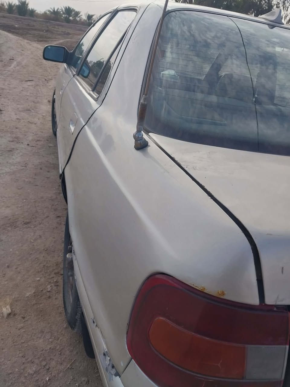 انترا مسطره موديل 1992 سنويه نافذه نهايه ال 21 محرك جديد شادله حاويه كيراوتو بحاله جيده فقط بيها طخه بسيطه بل باب الخلفي والكشر نفس ماموضح بل صوره راعيها يريد تحويل. 
السعر28 وبيها مجال بسيط


**إذا كنت صاحب هذا الإعلان وتريد حذفه لأي سبب، رجاءا أرسل رسالة إلى الدعم الفني**