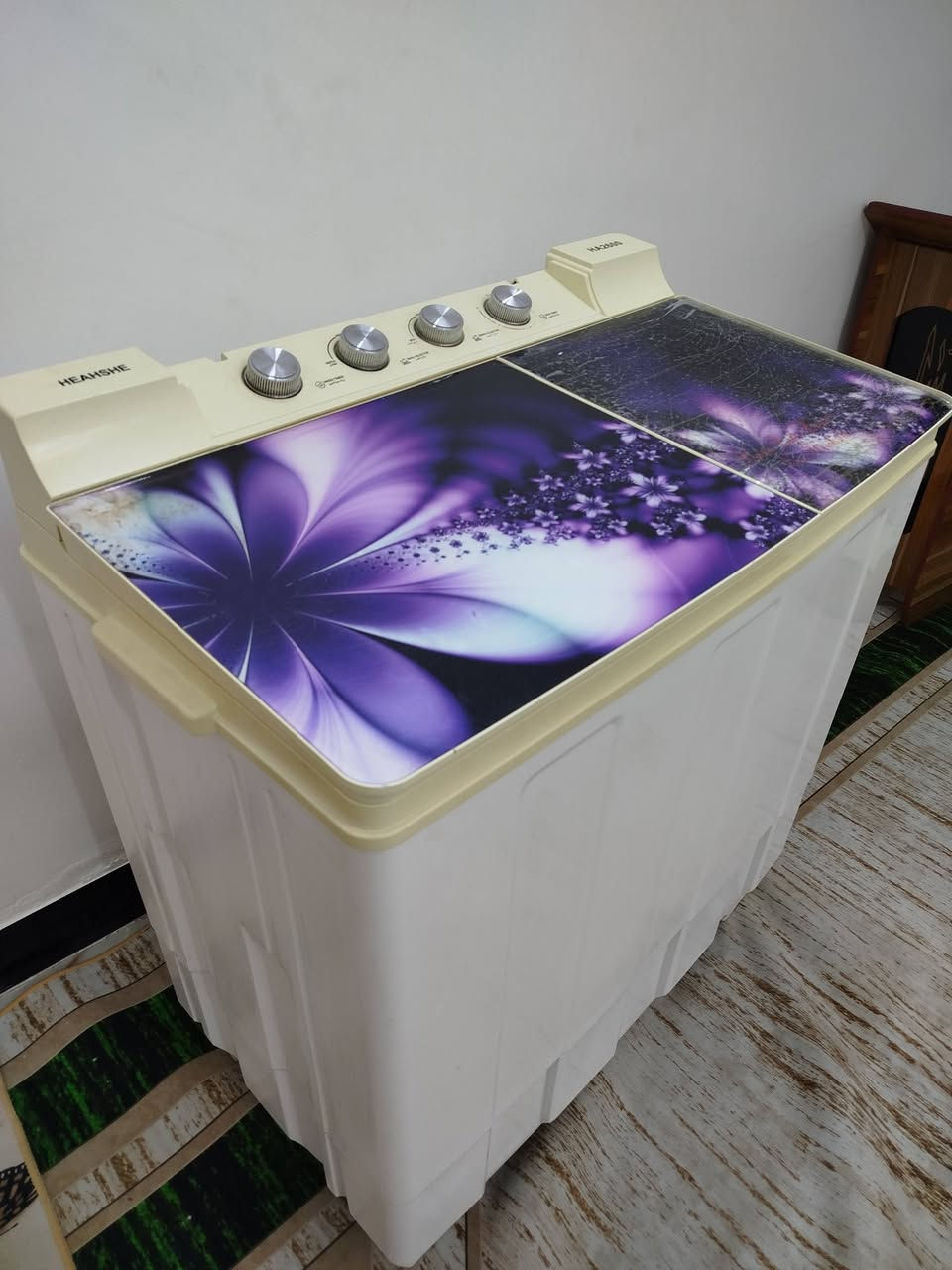 للبيع هيتاشي حجم كبير جاهزه غسل وتنشيف وبيه ضمان سعر 100 مكاني كربلاء حي العامل *********** واتساب 
وماسنجر موجود ***********

