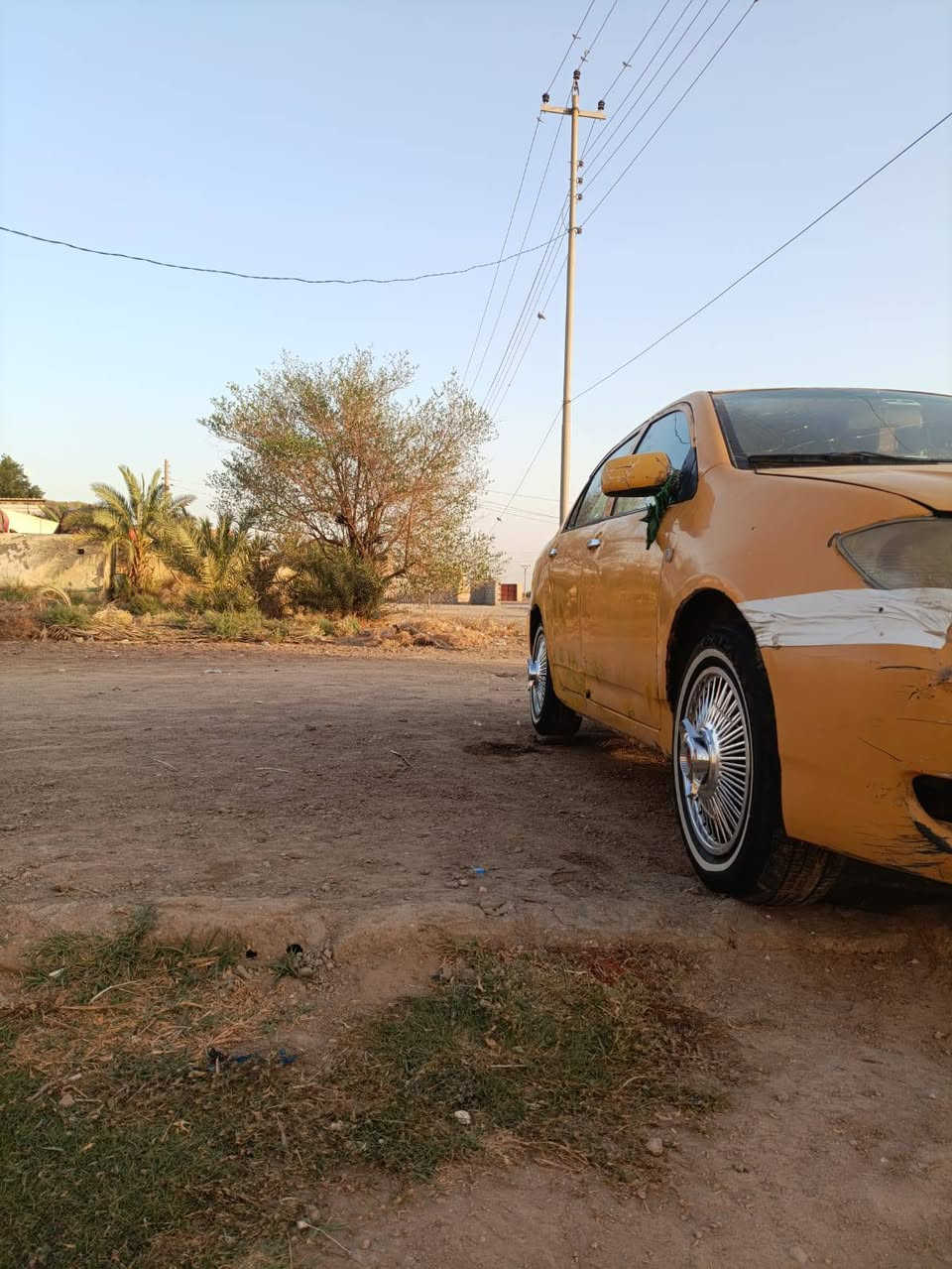 سلام عليكم بي وادي 2011للبيع حداديه وره وكدام جديد توني مشتغلهه كهرباىيات كلهه شغاله كير عادي مكينه بيهه ضعف كايمه بس شغاله وياماجان تمشي مصفره هيئه وغرامات سنويه بعد شهر تخلص باتري توني شاده لايت زنون شاشه داخلهه نضيف مابيهه ضربه بس خياس اطراف البيبان والدوس  مكاني الدوانيه الحمزه الشرقي راعيهه يريد مداور  حالين السياره شغاله  رقم الهاتف ***********قيم بليرضي الله بدون كسران سعر السياره جاهزه عوزهه بس تجفيت  اليريدهه ينتصل وبي خير ويدلل
