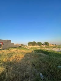 قطعه ارض للبيع الاوسمه خلف معمل غاز المهيوب مساحتها 200م مربع 07713290...