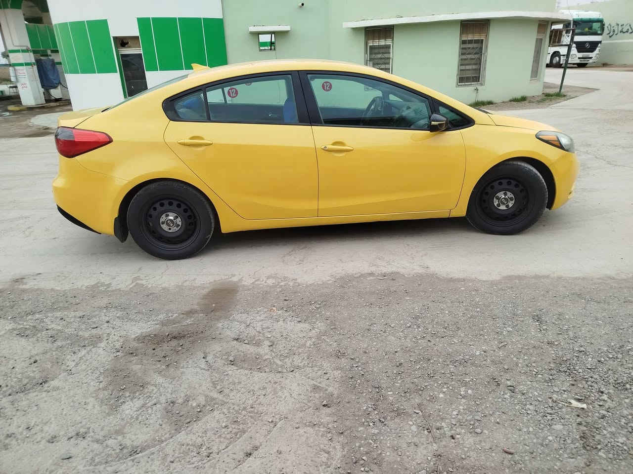 السلام عليكم فورتي للبيع ١٤ نص فول محرك 1800 دوش مكينه وكير كفاله تدف تبريد ارباكات سليمه
ظررها قبغ صندوق
منظومه غاز مصفره هيئه وغرامات خط جوال رقم بغداد  ديالى بعقوبه السعر 98بيها مجال اتصال***********
