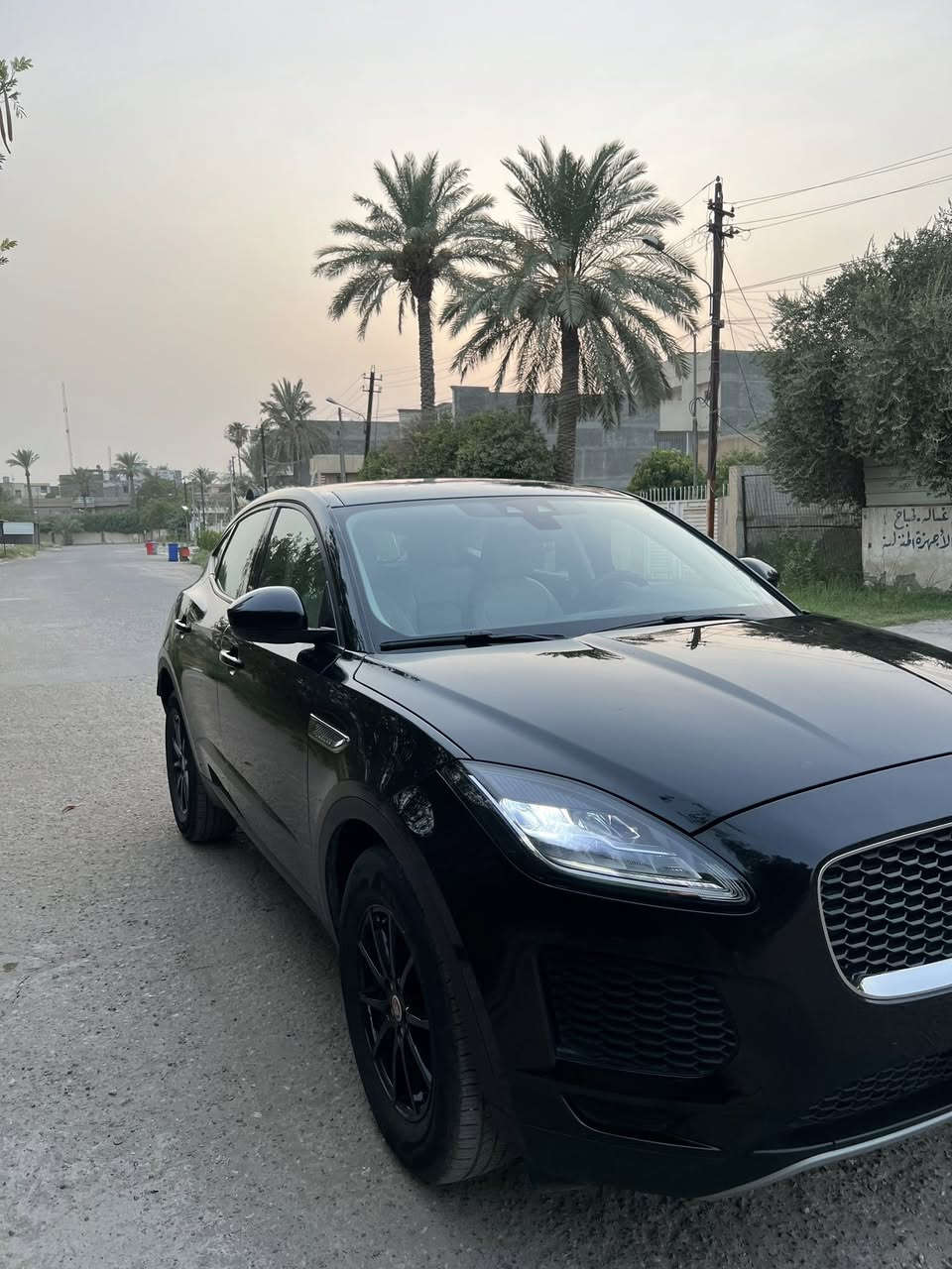 السلام عليكم
جاكوار e pace 2019 
ماشية ٣٠ الف كيلو 
وكالة سردار خليجية
فول مواصفات 1/1 
سعره جدا مناسب 
والسيارة كلش نظيفة على ايدي ماخذه
للاستفسار ***********
