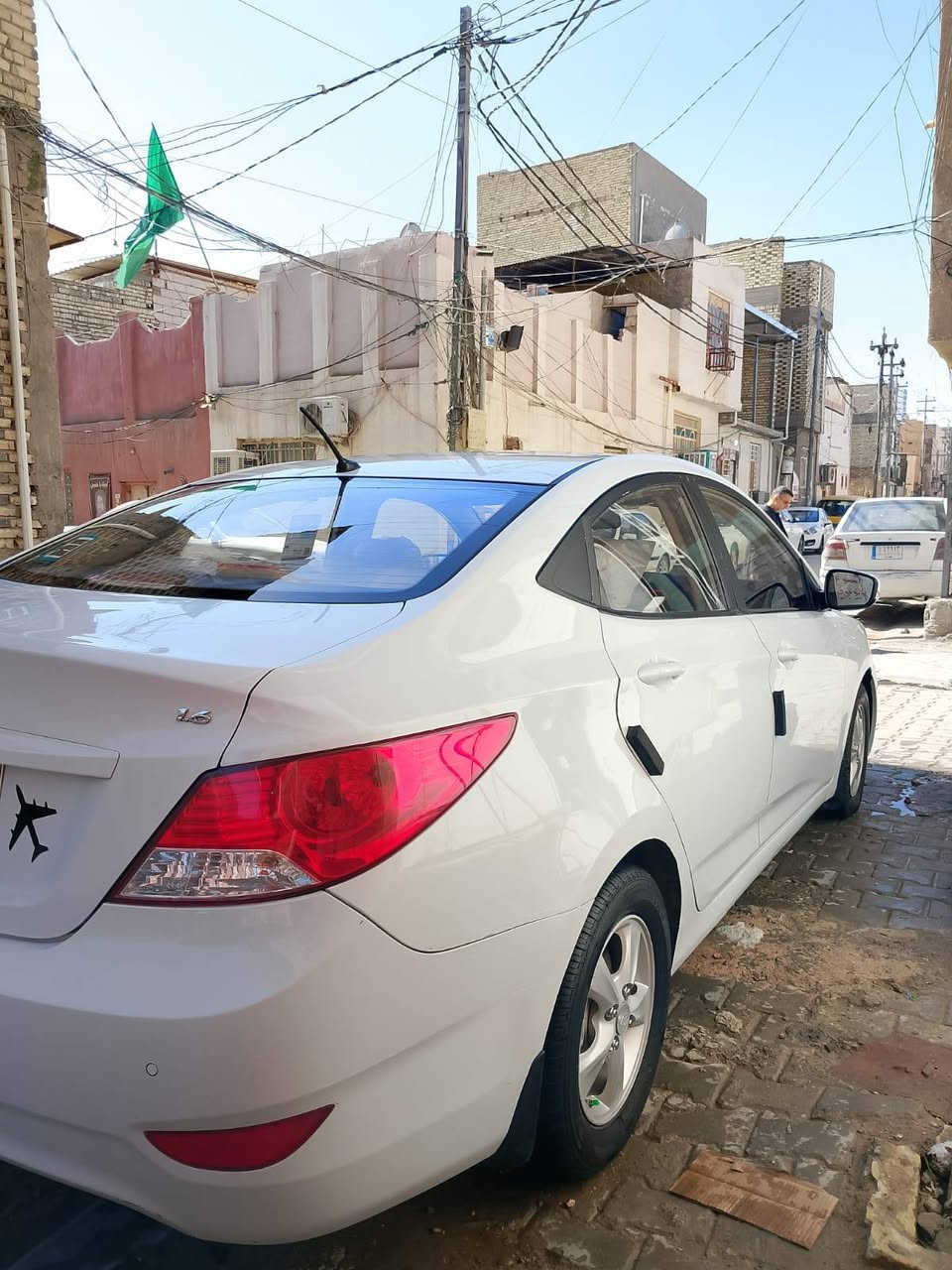 هونداي اكسنت 2018 نص فول محرك ١٦٠٠ قطرتين 

ماشيه ١٣٥ ك  م تبريد محرك گير خير من الله سياره ما متعوبه 
الضرر قطعه تبديل بدون دواخل + باردات بسيطه  تريد وكاله  تريد مداور ع ضمان 

السعر ١١٥ وبيها مجال قليل  الشراي يتفضل اتصل ع الرقم  ***********
