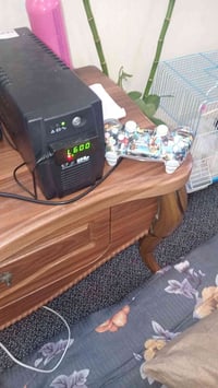 ابل 4 • يو بي اس