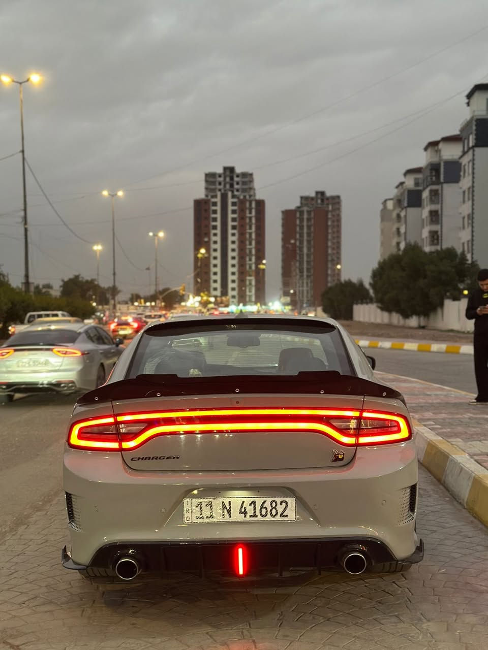 جارجر سكات باك 6400 🐝 —2021
رقم بغداد السيارة حلوه وجاهزه تحويل ثاني يوم

-ستيرن كهرباء + تدفئه
-كروس تثبيت سرعه
-تحكمات ستيرن + شفتات ستيرن
-فجوج برمبو

-كشنات كهرباء+ جلد وكنتارا 
-خزن كشن ميموري 
-حساسات خلفيه+ كامره 

شاشه
صوتها بلادي طرب + بوابات علها كتم وفتح الصوت
 - مواصفات سكات باك معروفه

حادثها - بنيد وجاملغ يمنه وصبغ عام بدون دواخل بدون معجون 

مكانها- بغداد/ سيديه 

سعرها- 210 
***********
