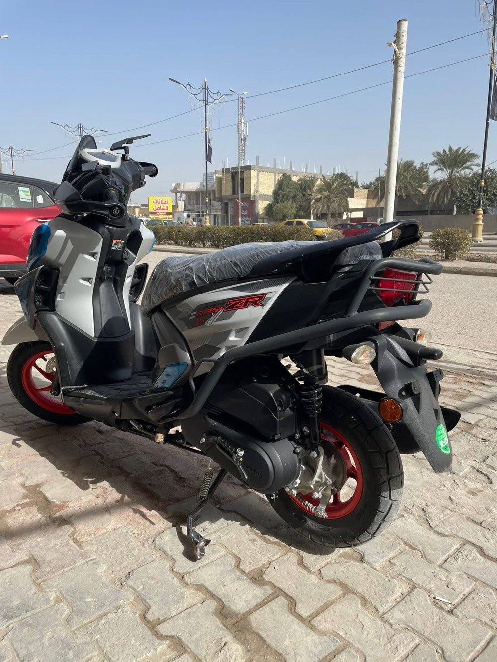 الاتصال او مراسله واتساب