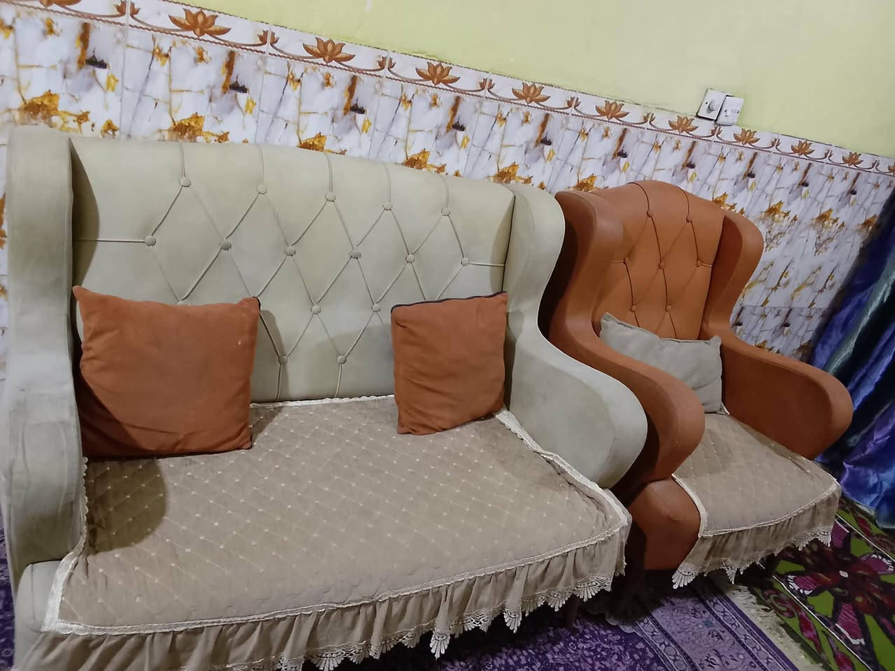 تخم 10مقاعد نضيف بي رجل مكسوره فقط سعر 100وبي مجال عنوان البياع شارع 13قرب الحمام


**إذا كنت صاحب هذا الإعلان وتريد حذفه لأي سبب، رجاءا أرسل رسالة إلى الدعم الفني**