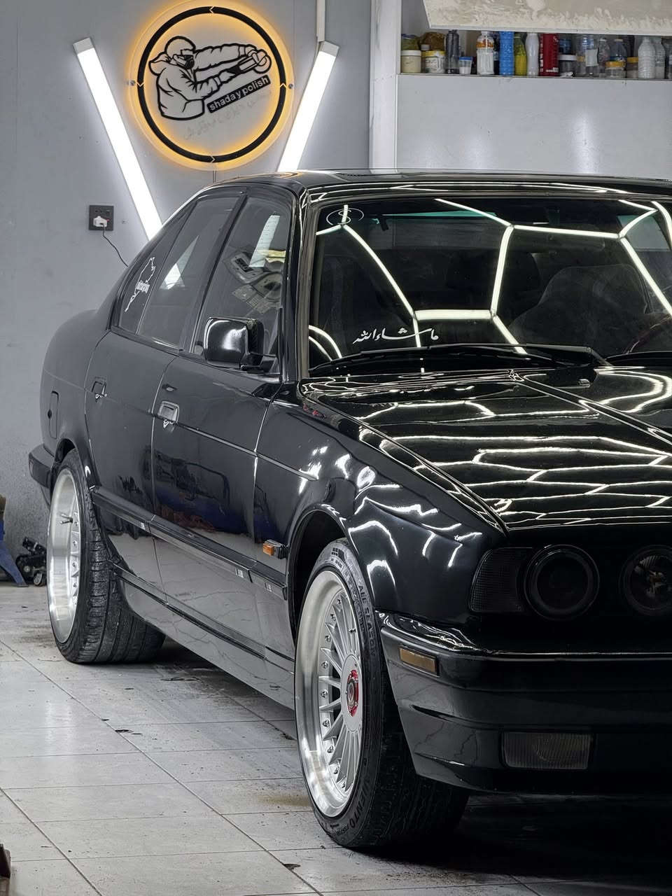 BMW 525i 1993 (full)
ماشەڵا لە ماڵی هەموولایک📦🇩🇪💚
bmw 525 1993 full
سەیارەکە زۆر زۆر پاک ماوەتەوە کامل بۆیاخە لەسەر ساغی ناووی لە دەرەوەی جوان تر کووشن و بەرگە درگاو داژبڵی درزی پێووە نییە سەیارەکە تازە پۆڵیش و قەڵەم کاری کراوە ئاڕمی هەوولێرە مواسەفاتی (تەبرید سارد&گەرم& ئۆتۆماتیک&سڵاید&سڵاید ئۆوتۆ&٤ جام کارەبا&جام ئۆوتۆ& پەردە& دووگمەی S& بەفر❄️ مەزبووتە& دەبڵ چەکمەجە& لایت ئەڵقەی زەرد&ئیشارەت سپی&جڵد&فۆڕیکا) تازە تاقم لایتی پێش و دوای بۆ گۆڕدراوە تاقمێ وویلی ئەلپینای ١٨ دوو سایزی لە ژێرە تازە دەبڵ و سەرە دەبڵی دواوەی بۆ گۆڕاوە پلاک و قایشی تازە بۆ گۆڕدراوە ڕۆنی هایدرۆلیک و سیوەیلی ئەکسلی تازە بۆ گۆڕدراوە سەیارەکە ینی دەس خۆمە سەیارەی مەعرەز نییە تێر مەسرەفە کێ ویستی لە خزمەتیام
0770 108 5741 wats app
تەفاسلی کاملم داوە مووشتەریت ئەتخەمە سەر چاووم مشتەریش نیت نە سەری من بیەشێنە نە خۆت لەگەڵ ڕێزم💚🇩🇪.
