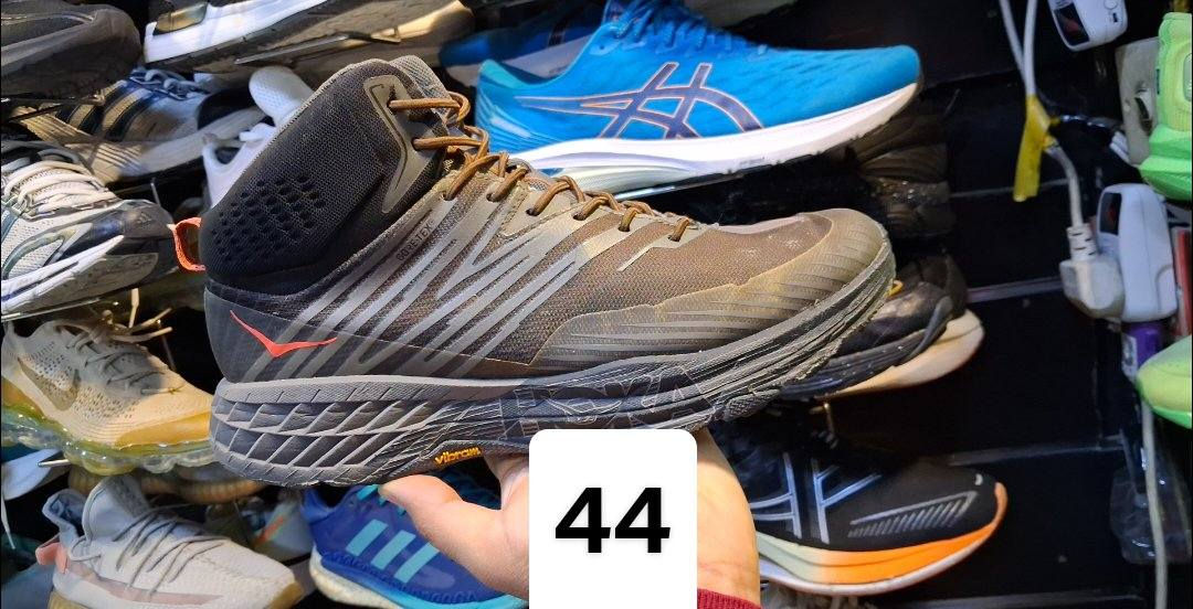 ا
السلام عليكم 
احذية باله اصليات
سعر ٢٥ الف
مكاني بغداد شارع حيفا 
نزله ملعب نادي الزوراء مقابيل معمل ثلج
يوجد توصيل للكل ***********
