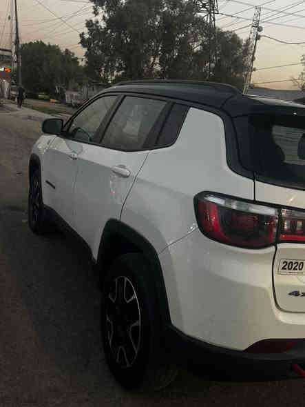 🚗 للبيع — جيب كومبارس 2020 (4 سلندر) فرصة ما تتعوض!
رقم إنكليزي جديد • تسجيل بغداد • السيارة باسمي مباشرة

✨ مواصفات السيارة:

 • ماشية بشكل ناعم وما بيها أي نواقص ميكانيكية

 • محرك 2400 / 4 سلندر اقتصادي وقوي

 • هيكل نظيف 

 • سونار أمامي وخلفي (مرفق صور)

 • السيارة استخدام شخصي محترم

 • فقط التبريد يحتاج متابعة والباقي كلشي تمام

💥 مناسبة للسفر والدوام — ومعتدلة بالصرف

📍 السيارة موجودة في بغداد

البلديات 

السعر 115$

📞 للاستفسار والتواصل:

***********

