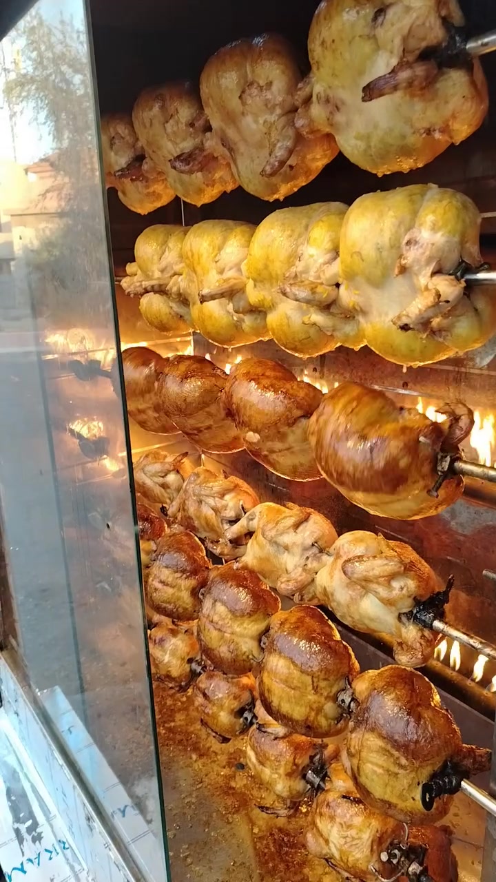 دجاج  محشي دجاج فحم يوجد لدينا توصيل دخل كركوك عيني  تحياتي للجميع @إشارة دليل مطاعم كركوك كروب كركوك / حي الخضراء


**إذا كنت صاحب هذا الإعلان وتريد حذفه لأي سبب، رجاءا أرسل رسالة إلى الدعم الفني**