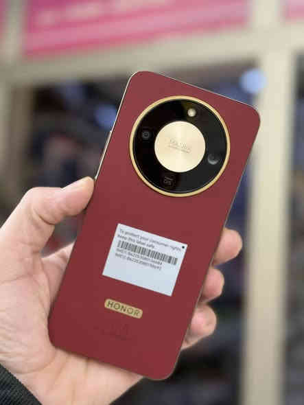 🌝 اكثر شي ممكن يخليك تاخذ هذا الجهاز هو بطاريته 8300 مليي امبير 🔥🔥
🔰🔰🔰🔰🔰🔰 HONOR X9d 🔰🔰🔰🔰🔰🔰

🌀 احدث اصدارات شركة هونر توفر من جديد وبسعر اقل👇🏻

🔸 الذاكرة 256 والعشوائية 12
🔸 المعالج: ثماني النواة Snapdragon 6 Gen 4 تكنولوجيا 4 نانو
🔸 الكاميرا: خلفية مزدوجة 108+5 م.ب / امامية 16 م.ب
🔸 الشاشة: 6.79 بوصة بدقة 1200x2640 بكسل بها ثقب
🔸 ثقب
🔸نظام التشغيل: اندرويد 15
🔸 بطارية عالية اقوى بطارية في جميع الاجهزة ، بقدرة 8300 مليي امبير ، بقدرة شحن 66 واط ( شحن فائق السرعة ) ودعم الشحن العكسي بقوة 7.5 واط
🔸 مقاوم للماء والأتربة بشهادة IP68/IP69K لعمق يصل الي 6 متر .
🆕🆕🆕 سعر الجهاز 380 الف فقط 🆕🆕🆕
➖➖➖➖➖➖➖➖➖➖➖➖➖➖➖
❇️ يتوفر 🚚 توصيل لجميع المحافظات 🔥
للتواصل : متواجدين فقط على الواتساب 
*********** طارق
او الانستغرام https://www.instagram.com/moon_ligth100?igsh=emYyeWVheXUyaHk0&utm_source=qr
➖➖➖➖➖➖➖➖➖➖➖➖➖➖➖
العنوان 📍 : هيت - الجمعية الاولى - ( شارع حامي حميد) ( مكتب مون لايت moon light ) مقابل مجمع الملكة - مجاور مكتبة اقلام⁩⁩
