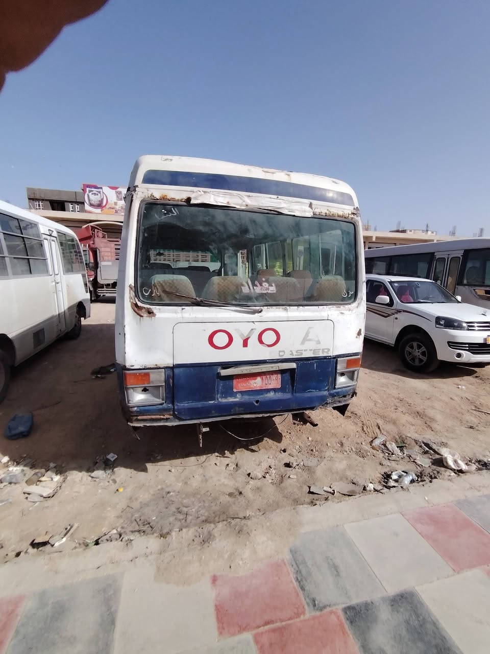 السلام عليكم كوستر عريض دسك بور مكينه كاز بنكو ثري تخم جوبلس السعر ٣ملاين مطلوبه ٥٠٠ للمرور يوكعن من السعر مكانه سماوه مصفره هيئه ***********
