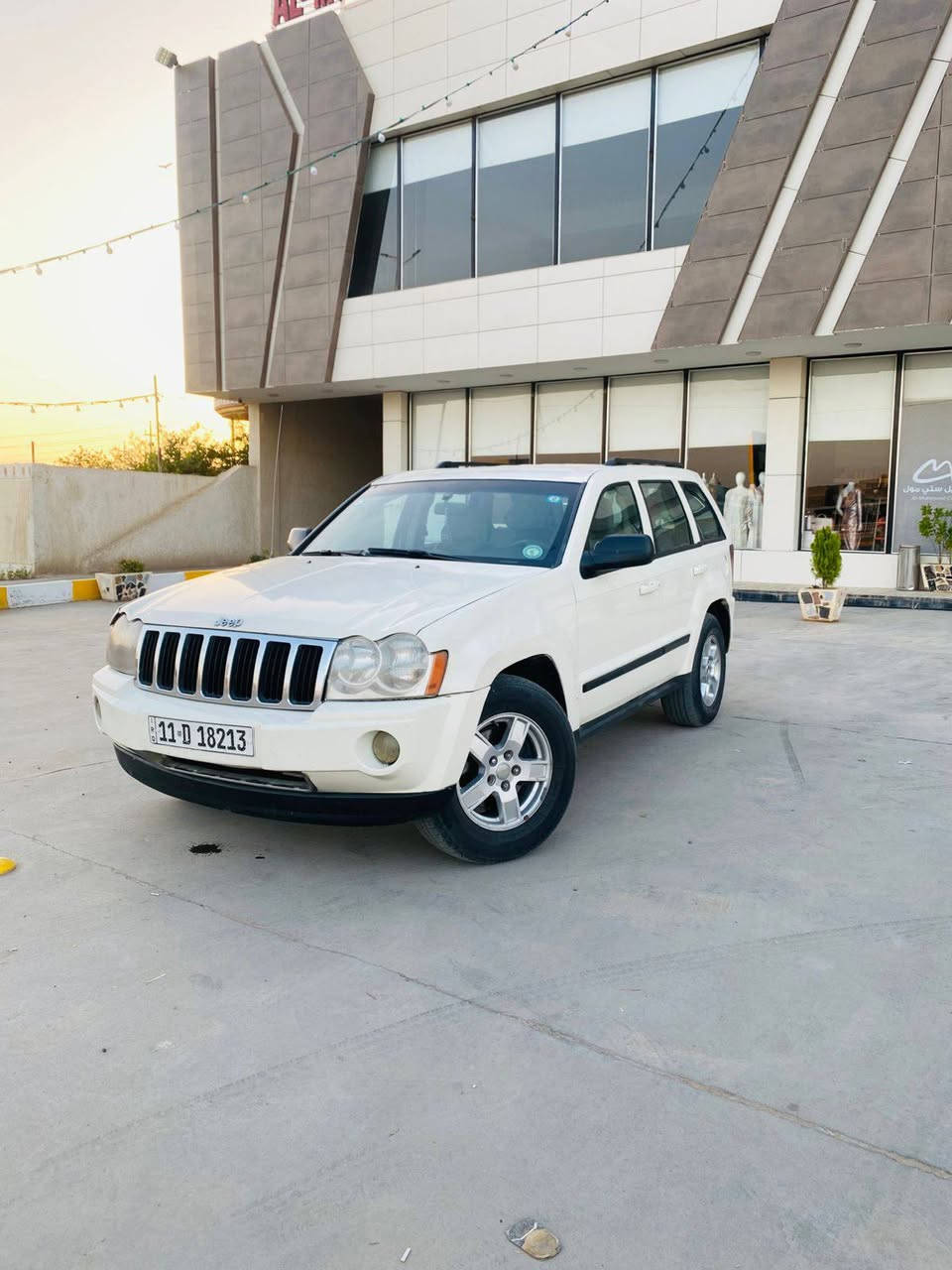 موديل ٢٠٠٧ 
تبريد شغال
صدر جديد 
صبغ حزام ( دواخل بلاد) 
رقم بغداد انكليزي
سنوية لل٢٩
ملاحظة / السيارة بيها كازكيت بس ماخابطة 
السعر ٦٨ ورقة 
مكاني ديالى / بعقوبة
للاستفسار الاتصال *********** بي واتساب
