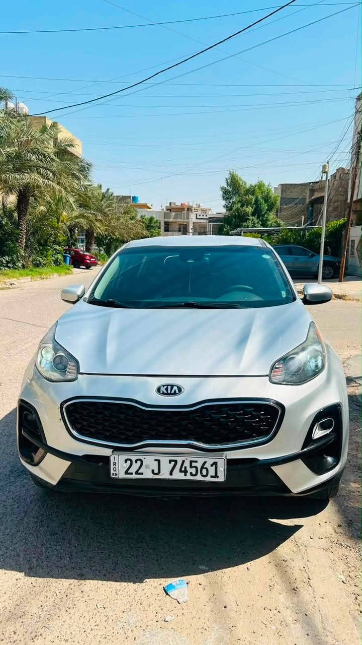 سبورتج 
موديل 2021 
نص فول 
رادار 
كامره دواره 
شاشه كبيره 
تحكمات جهتين 
تبريد قطعتين 
دفع رباعي 
نضام نزول منحدرات 
عداد المشي 70 
تحديد مسار 
كروز سرعه 
صبغ جاملغ خلفي ايمن 

لل استفسار 
***********
