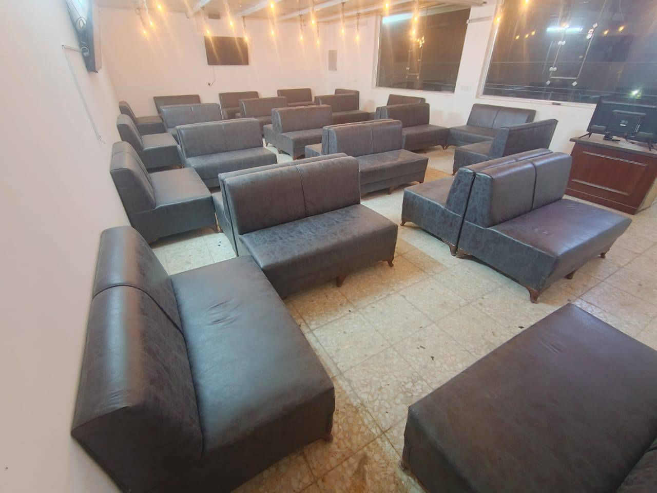 تخم البيع مال كوفي عدد 32 جديد مستخدم شهر جلد وتر التواصل ***********
