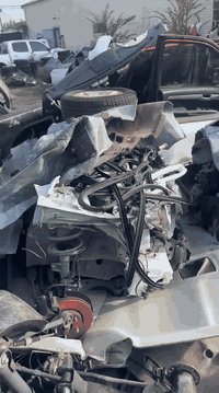 سلام عليكم من رخصة الأدمن المحترم
إلى أصحاب المحلات عندي  ٦ كصات مهافي ٦ سلندر
+ وحدة ٨ سلندر موعد الوصول أن شاءالله  
يوم  ١/١/ ٢٠٢٦ يوجد مع الكصات قماير + جاملغات خلفية يمنة ويسرا مع الكزوزات الأوان ٢ ابيض + ٢ احمر + ٢ اسود + ١ مشمشي سعر الكصة الوحدة ٤٤ ورقة البيع ٧ كصات شلع سيارة او سيارتين ما ابيع اعذروني  

 وايضا تتوفر لدينا حسابات المزادات الأمريكية والكندية منخفضة العمولة اليحب يشتري مباشر اني بل خدمة والتقطيع والنقل علينا 

العنوان بغداد الأمين الثانية قرب مطعم الرياضي محلات العادل للمزادات الأمريكية والكندية 

للإستفسار 
عادل ابو أية 
*********** 
***********
     او 
سيف الباشا 
***********
