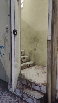 قرب سوق النبي • طابق ثاني • ١٠٠م