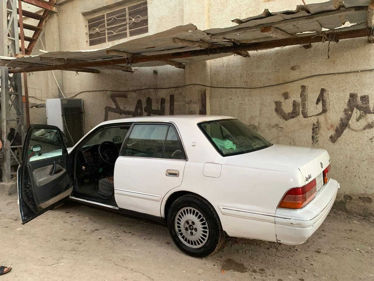 من رخصت الادمن
سياره راس الثور تكم كير ومحرك بعدهن بل جيس رقم ذي قار لايت زننون سياره بيها ضربه خفيفه بل صندوك مشروع وطني سياره ما ذب عليها ربع دينار مكفوله من الكس ونقل جثه المكان ناصريه جبايش الرقم ***********
