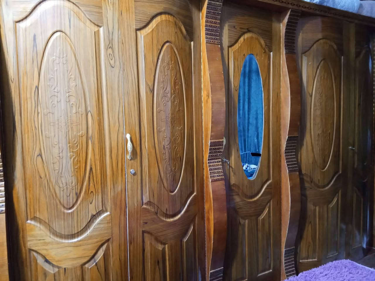 غرفه استعمال قليل للبيع
العنوان الورديه مكلفه بالنشر 
***********
