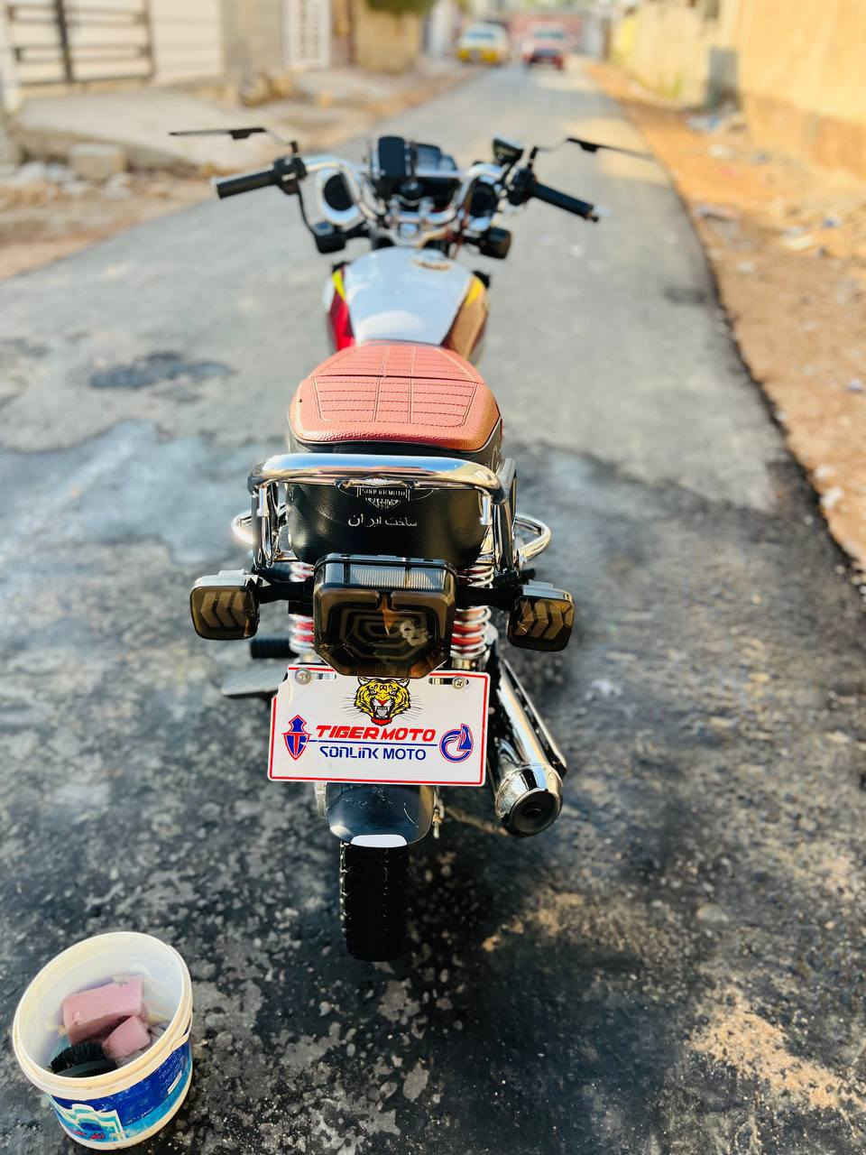 سلام عليكم تايكر 24 اوراق اصولي كاملة عنوان جبلة 700 وبيهة مجال ***********
